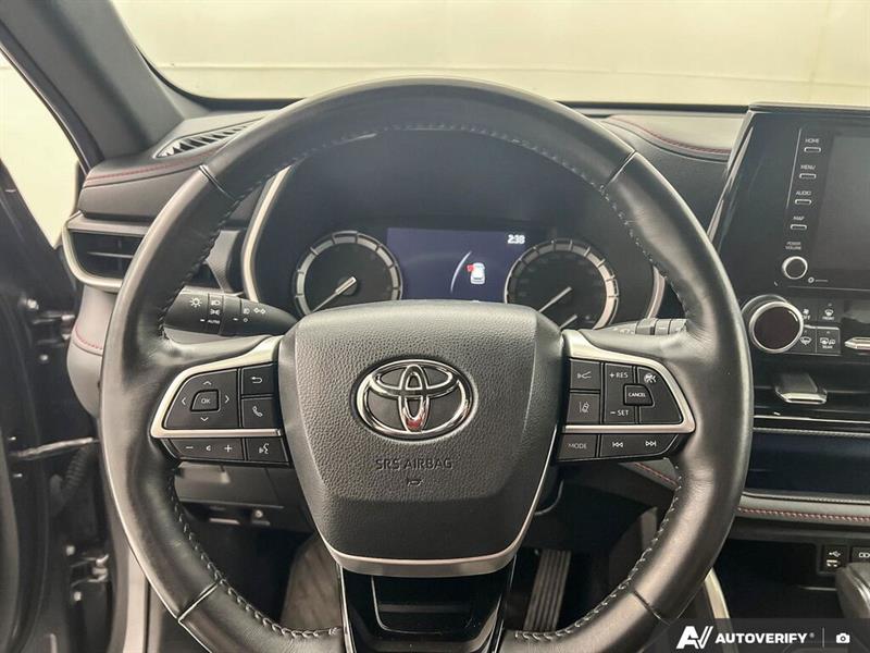 toyota Highlander 2022 - 16