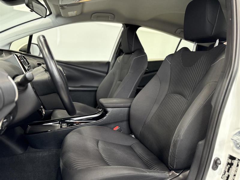 toyota Prius Prime 2022 - 13