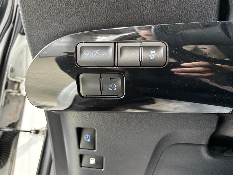 toyota Prius Prime 2022 - 15