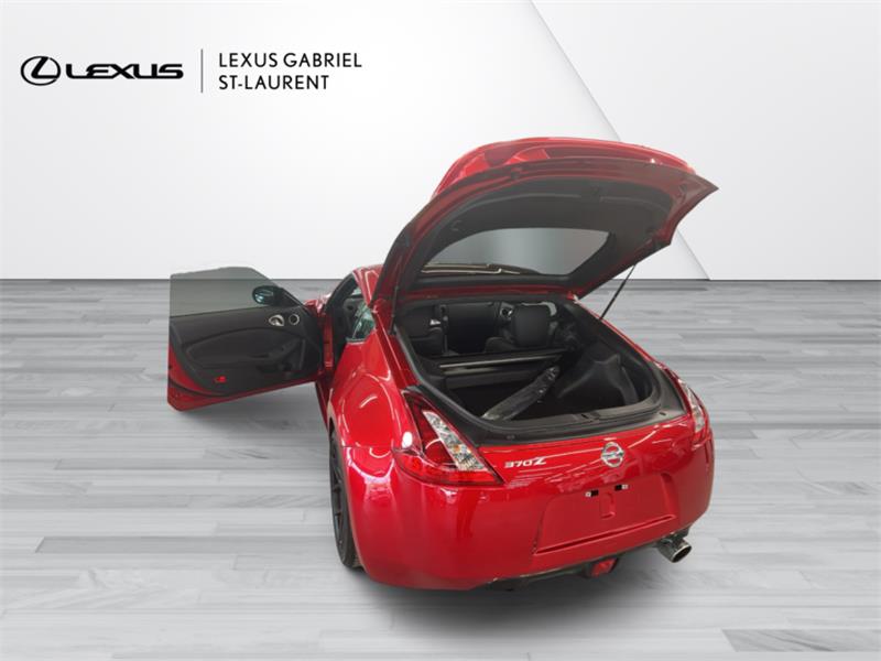 nissan 370Z 2020 - 7