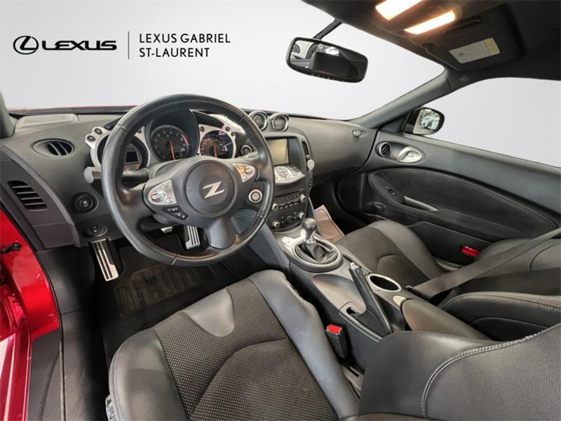 nissan 370Z 2020 - 11