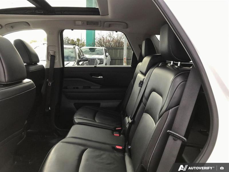 nissan Pathfinder 2023 - 21