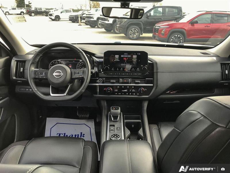 nissan Pathfinder 2023 - 22