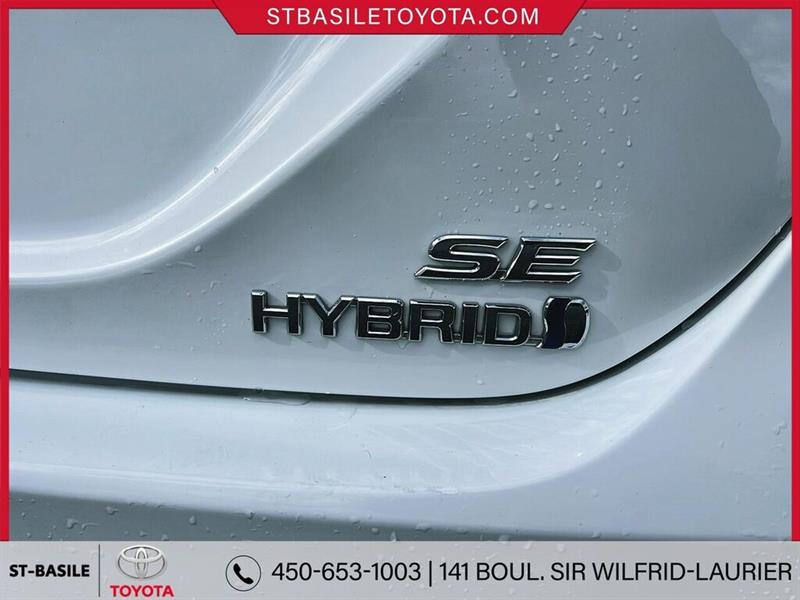 toyota Camry SE HYBRIDE 2023 - 8