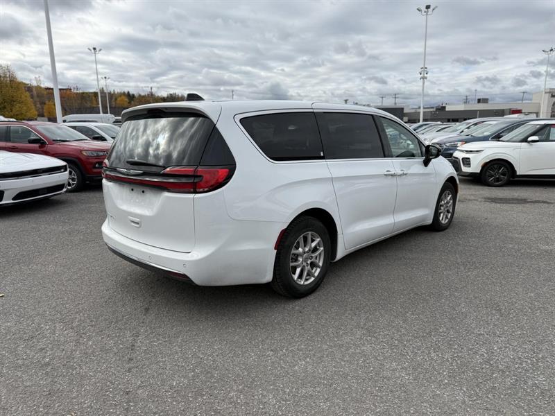 chrysler Pacifica 2024 - 5