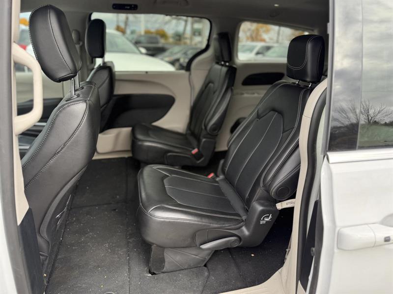 chrysler Pacifica 2024 - 9