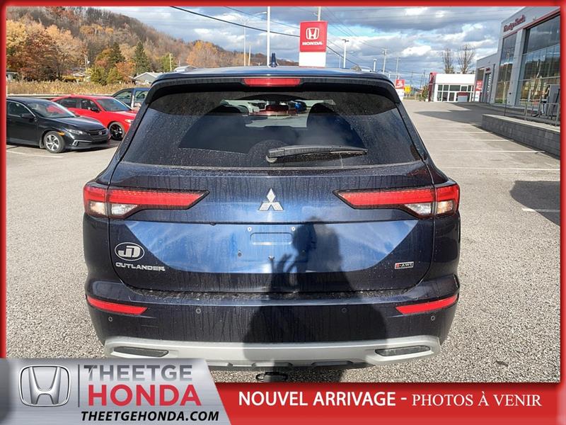 mitsubishi Outlander 2022 - 6