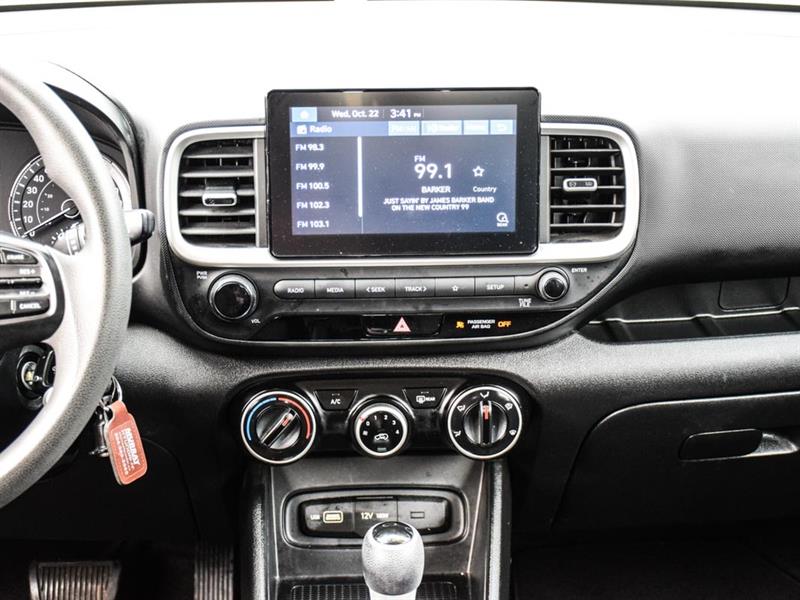 hyundai Venue 2022 - 21