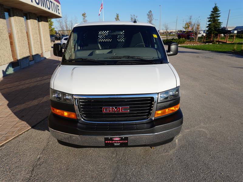 gmc Savana Cargo Van 2023 - 13