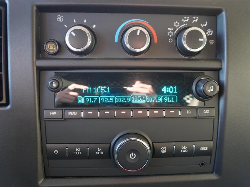 gmc Savana Cargo Van 2023 - 16