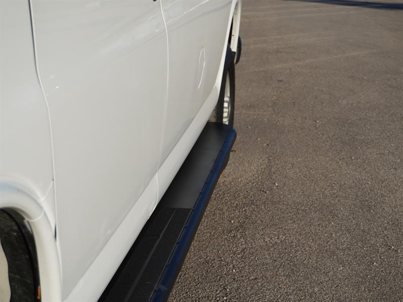 gmc Savana Cargo Van 2023 - 39