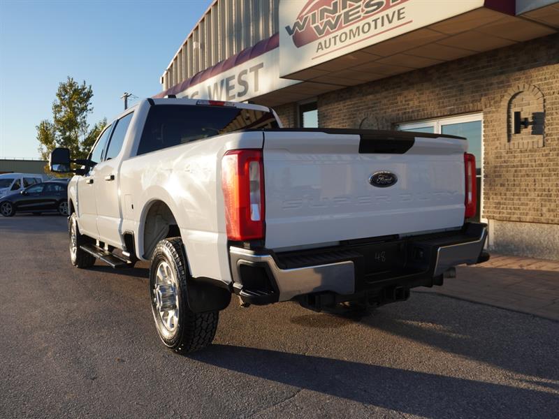 ford F-250 2023 - 33