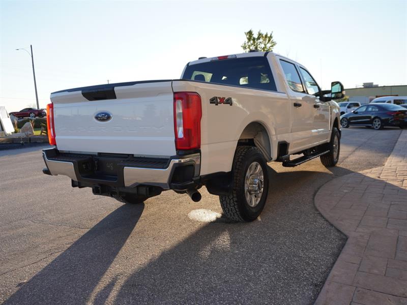 ford F-250 2023 - 35