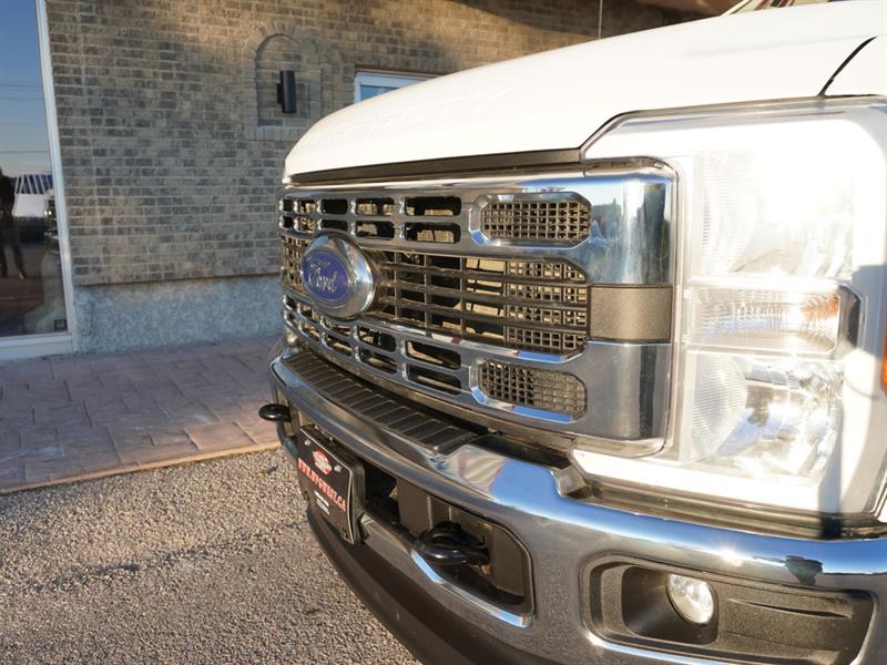 ford F-250 2023 - 37