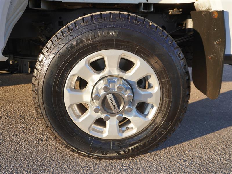 ford F-250 2023 - 48