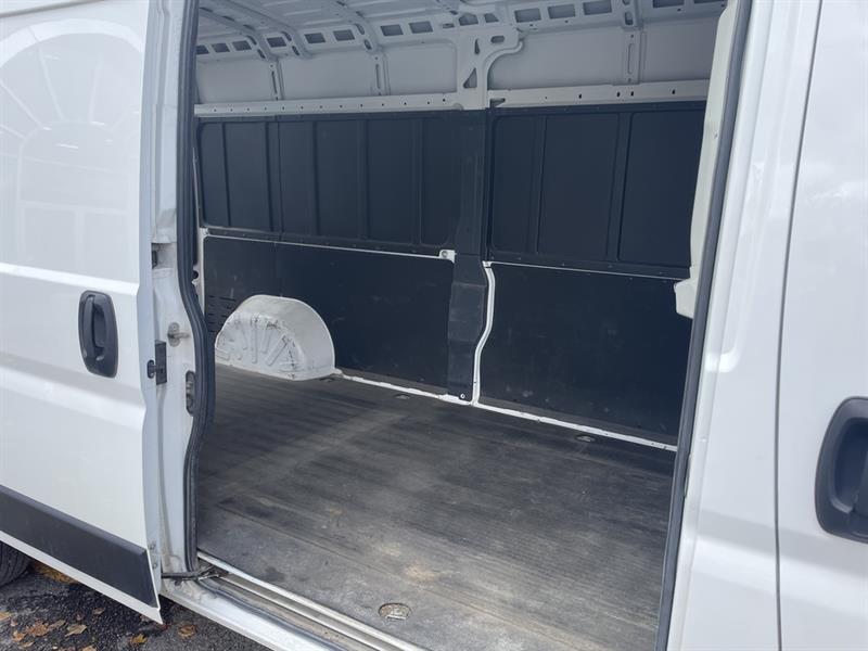 ram ProMaster fourgonnette utilitaire 2023 - 12