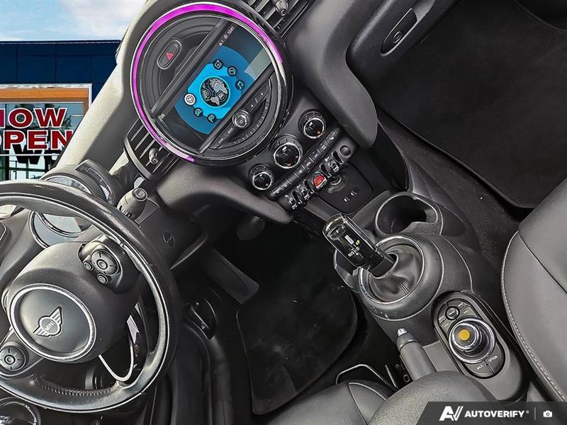 mini cabriolet 2020 - 18