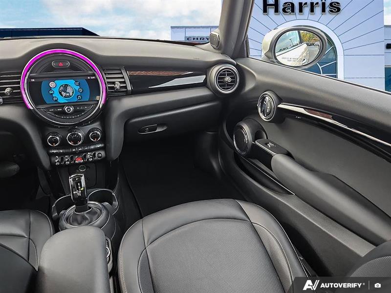 mini cabriolet 2020 - 25