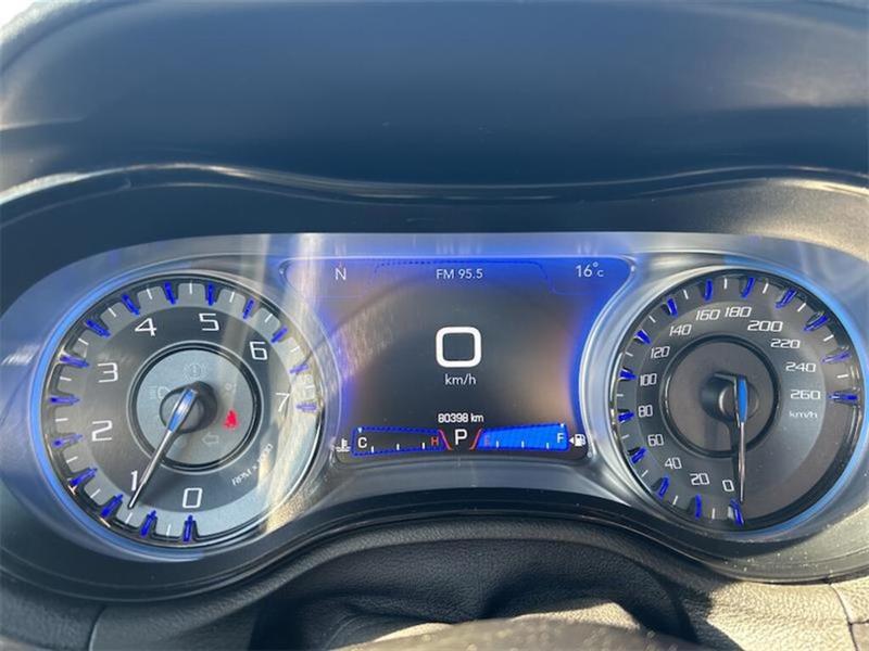 chrysler 300 2022 - 22