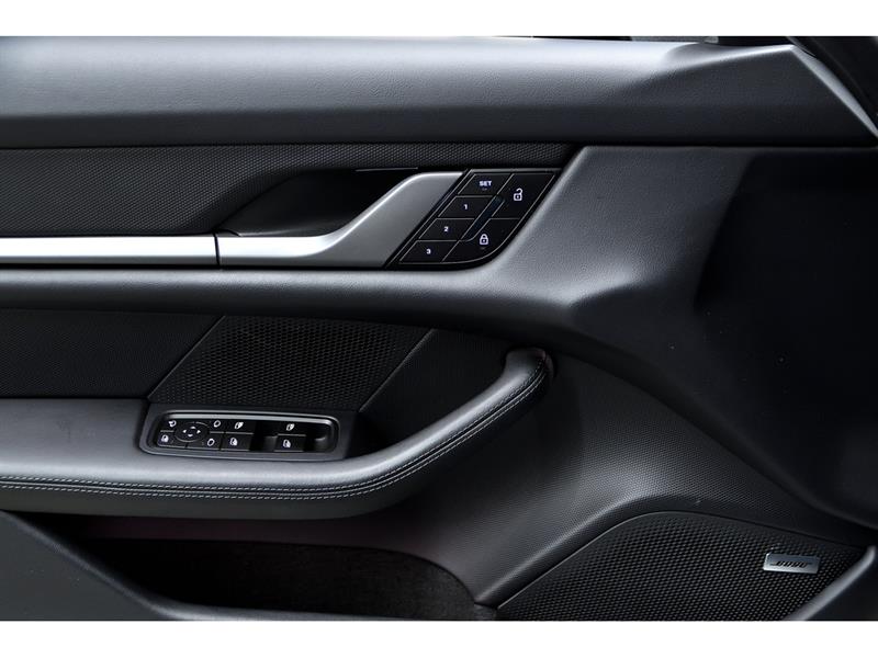 porsche Taycan 2025 - 27