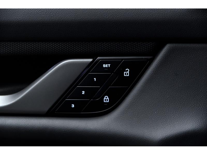 porsche Taycan 2025 - 28