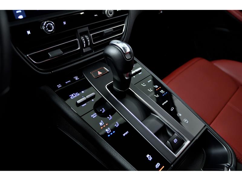 porsche Macan 2024 - 26