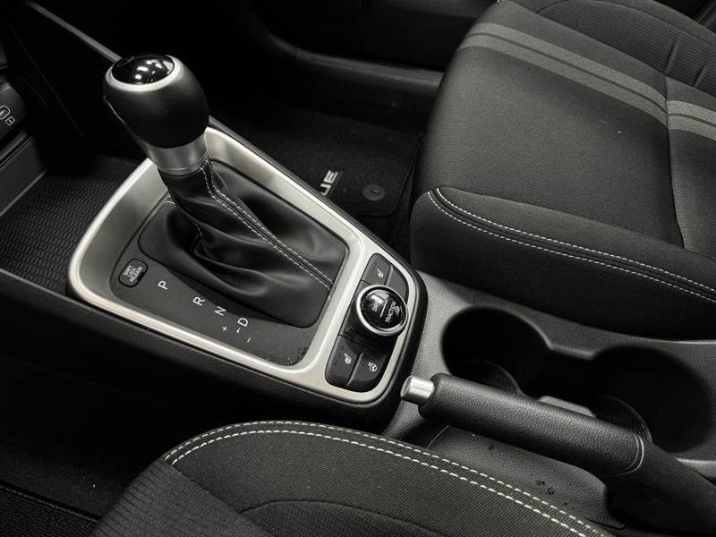 hyundai Venue 2023 - 27