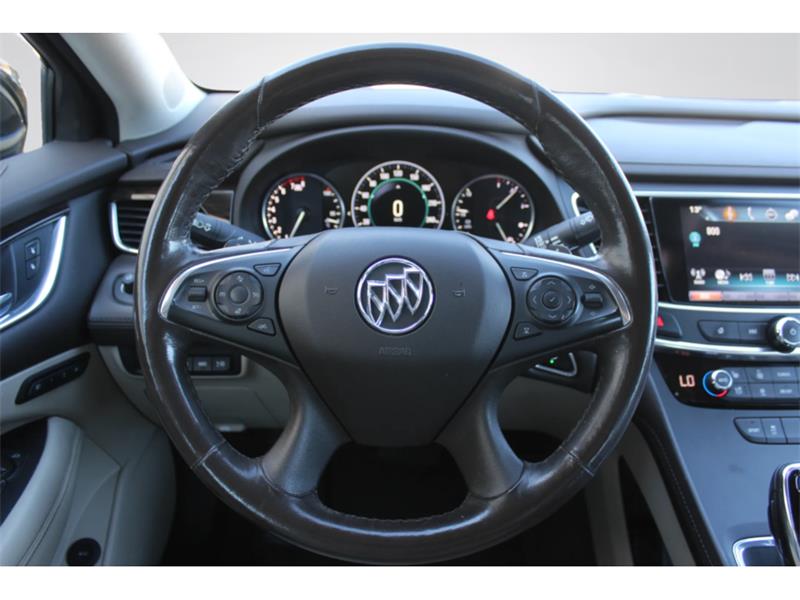 buick LaCrosse 2017 - 11