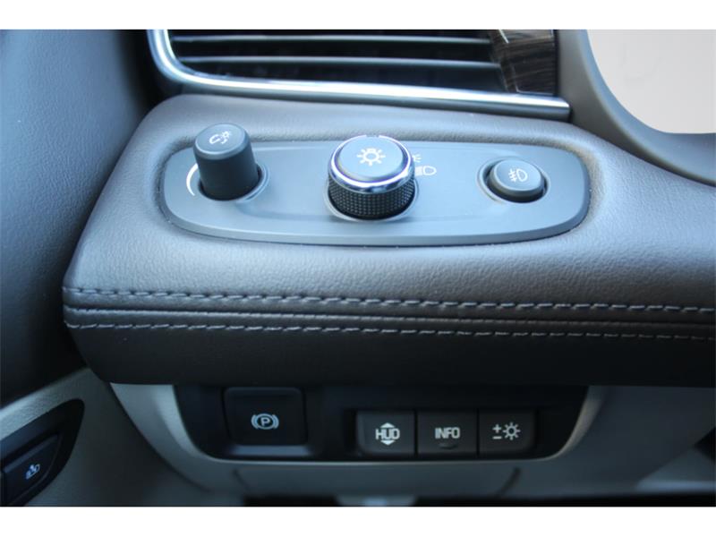 buick LaCrosse 2017 - 16