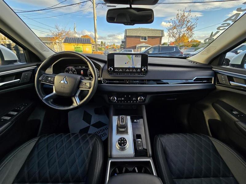 mitsubishi Outlander rechargeable 2023 - 15