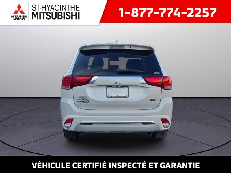 mitsubishi Outlander rechargeable 2022 - 6