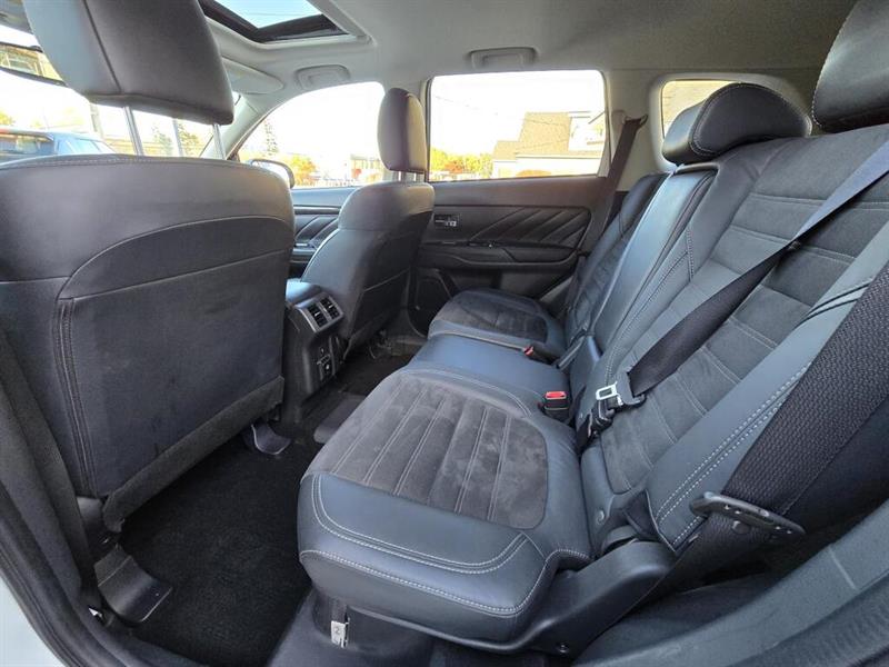 mitsubishi Outlander rechargeable 2022 - 11