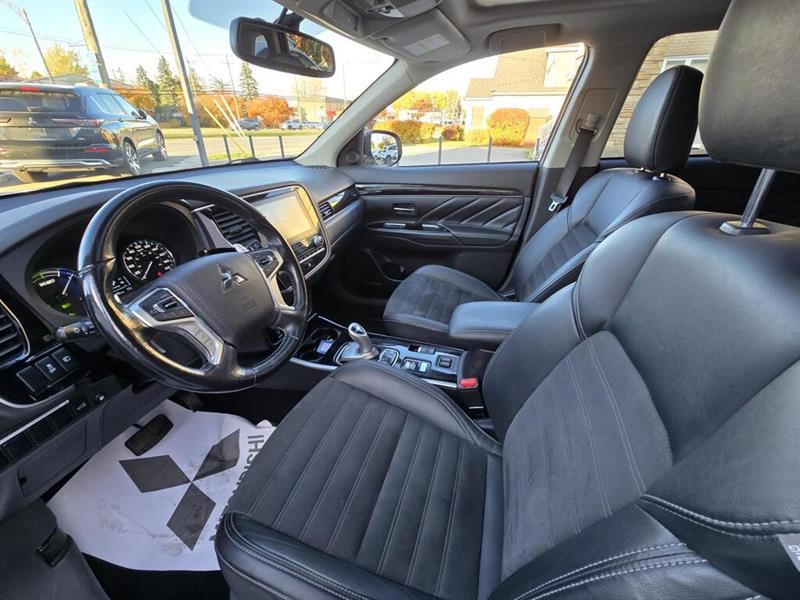 mitsubishi Outlander rechargeable 2022 - 15