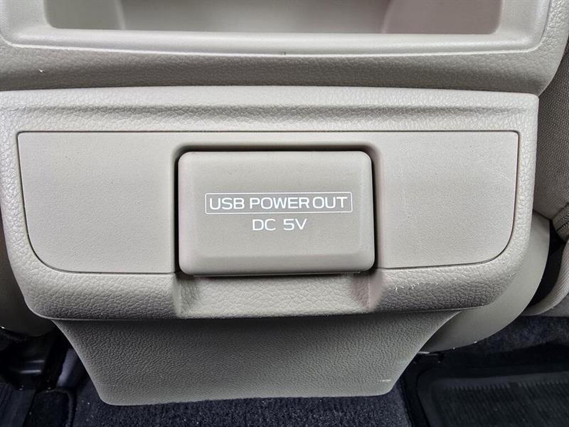 subaru Legacy 2018 - 10