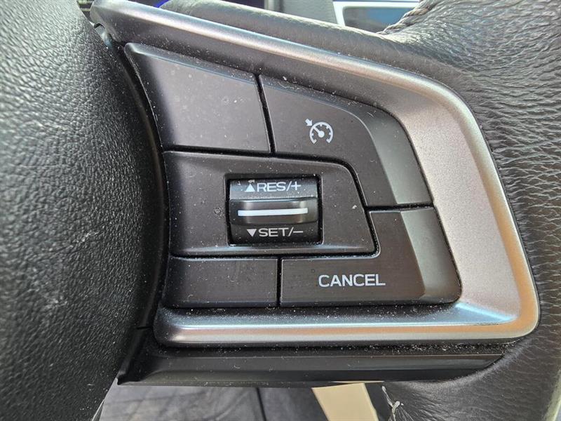 subaru Legacy 2018 - 17