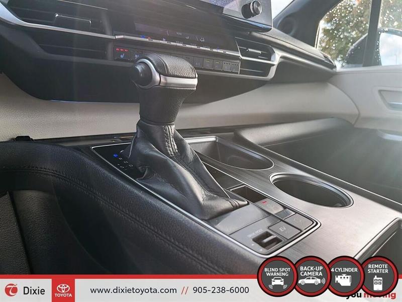 toyota Sienna 2021 - 25