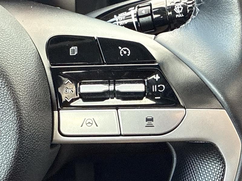 hyundai Elantra 2021 - 23