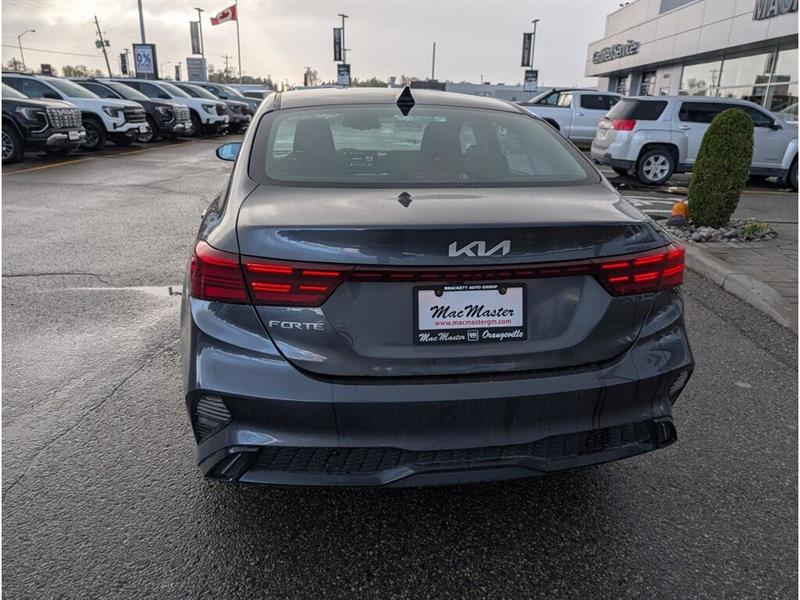 kia Forte 2022 - 4