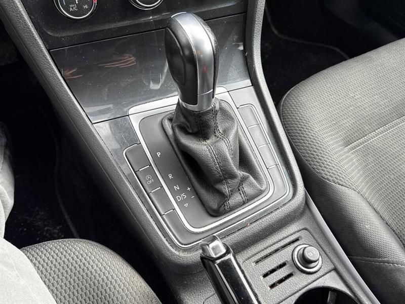 volkswagen Golf 2019 - 16