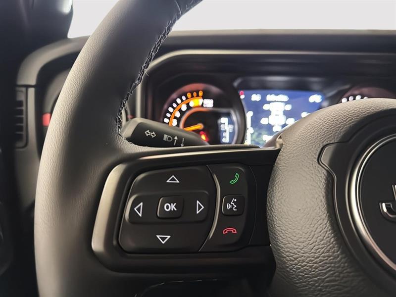 jeep Wrangler 2026 - 27