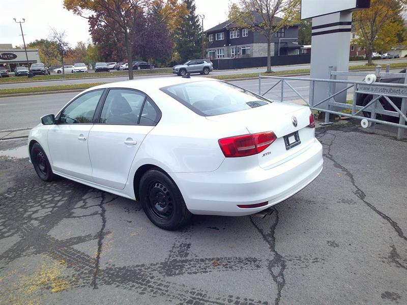 volkswagen Jetta 2015 - 5