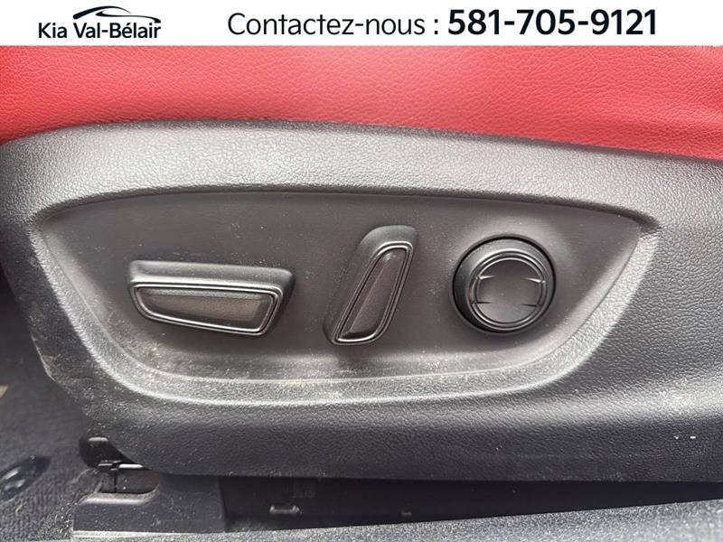 toyota Camry 2022 - 17