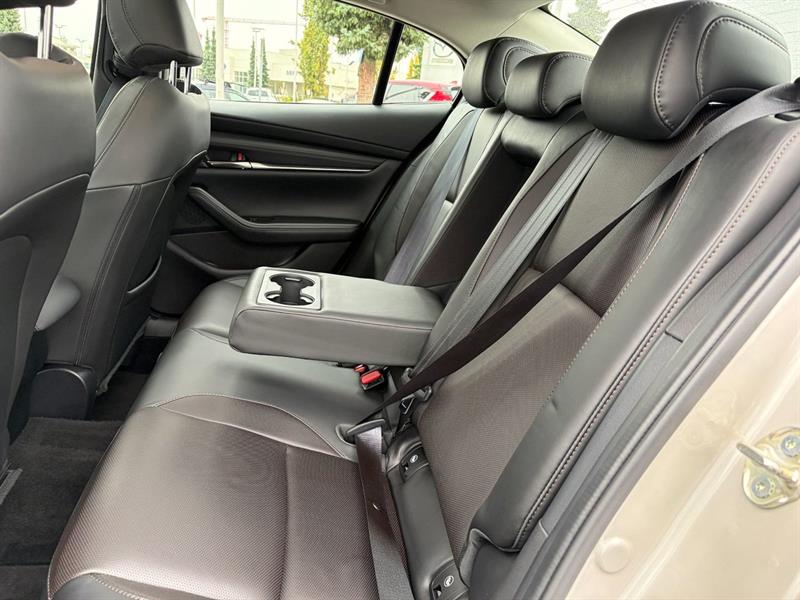 mazda Mazda3 2023 - 8