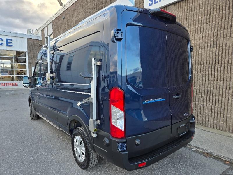 ford E-Transit Cargo Van 2022 - 3