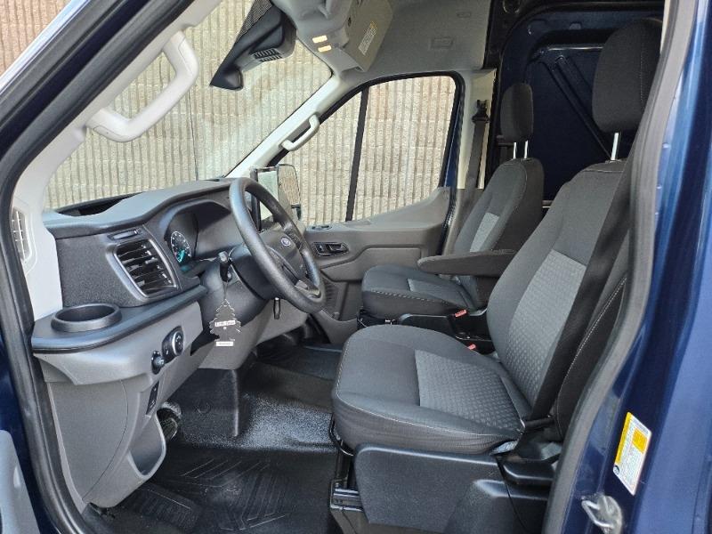 ford E-Transit Cargo Van 2022 - 9