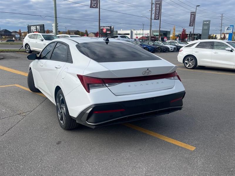 hyundai Elantra 2024 - 3
