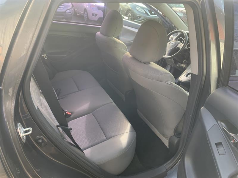 toyota Matrix 2010 - 8