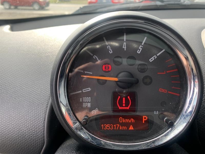 mini Cooper Countryman 2016 - 12