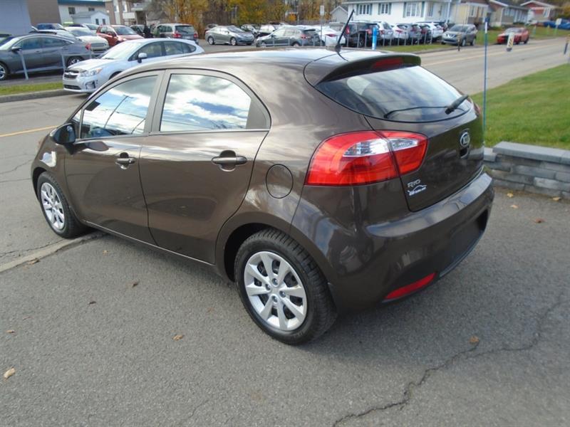 kia Rio 2013 - 6