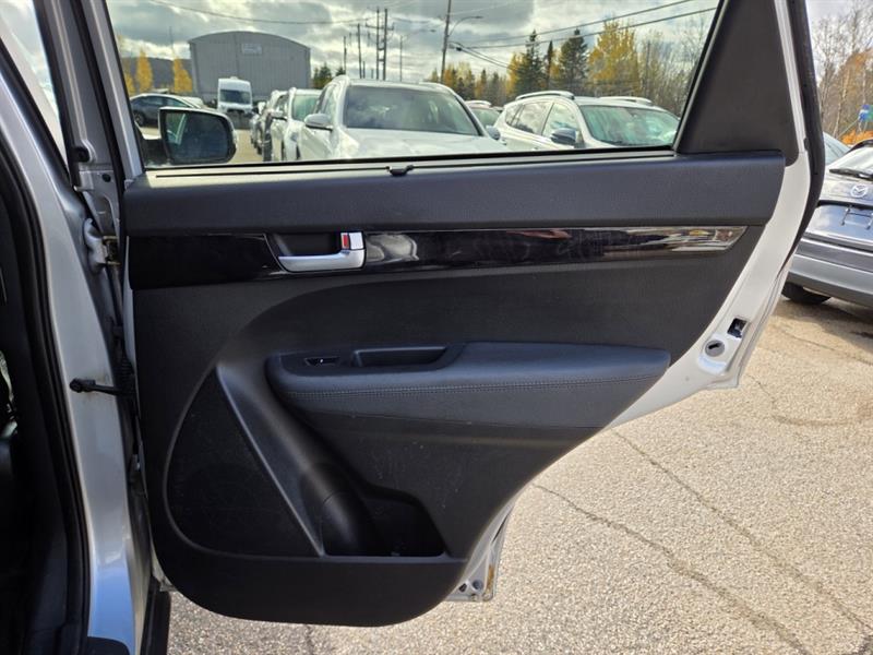 kia Sorento 2015 - 22